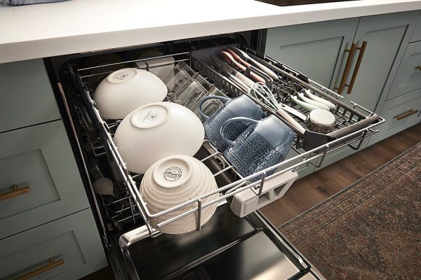 Whirlpool - 24" Top Control Built-In Dishwasher with Stainless Steel Tub, Large Capacity & 3rd Rack, 47 dBA - Stainless steel - Image 12