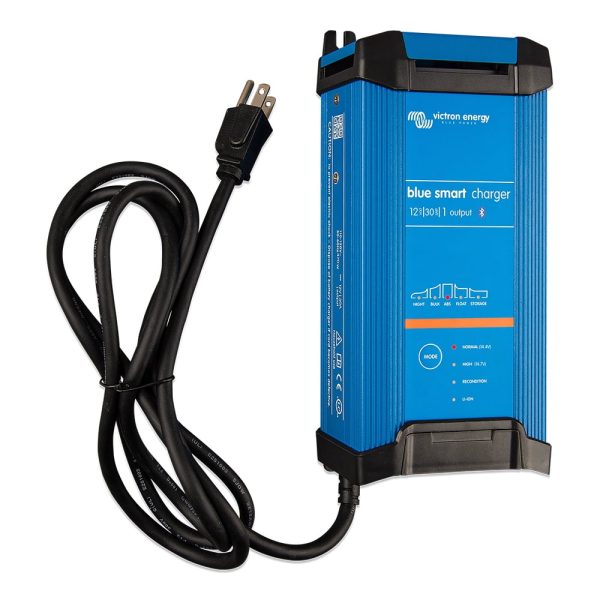 Victron Blue Smart IP22 12VDC 30A 1 Bank 120V Charger - Dry Mount - Image 2